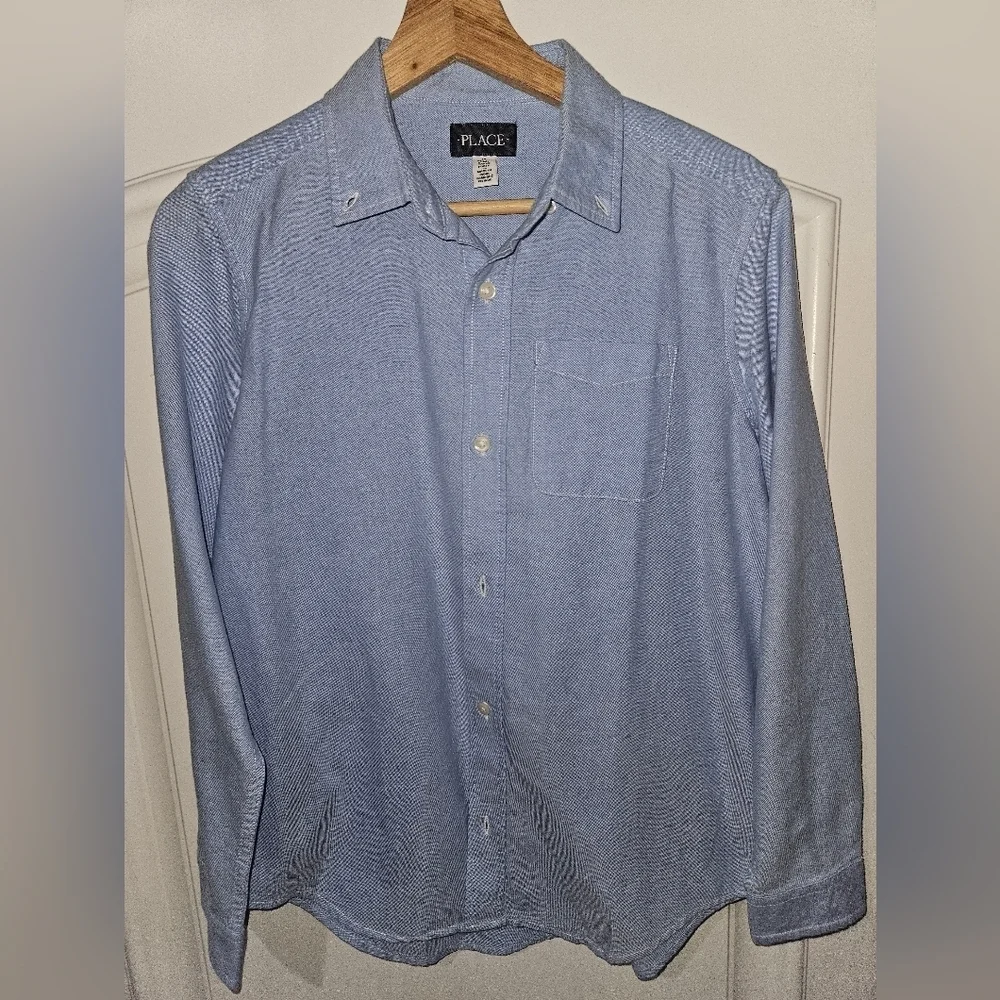 The Children's Place Oxford Blue Button Up Long Sleeve Shirt. Classic Style 14H